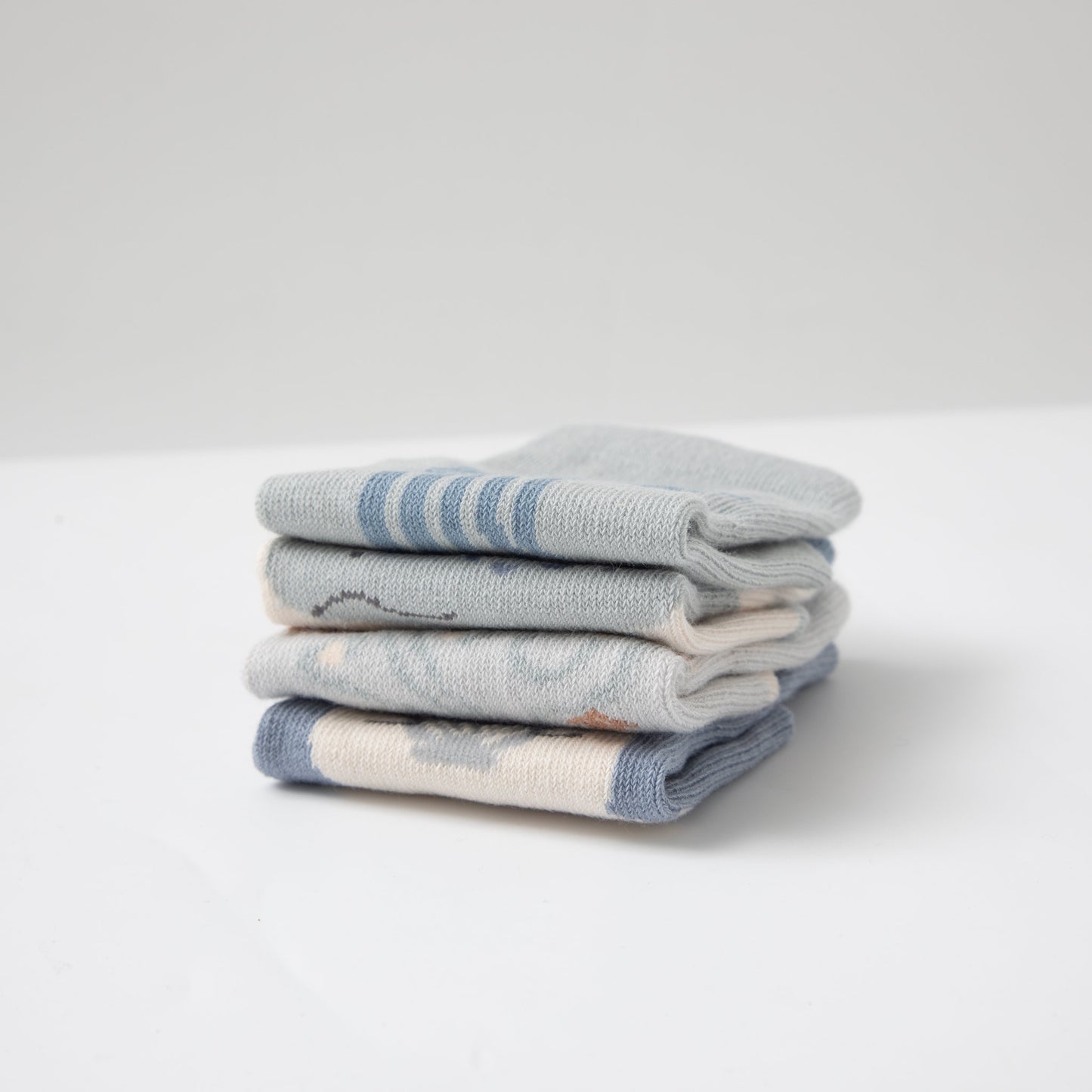 新作 - 海の生き物 - ブルー - ベビー&キッズ用 滑り止め付きソックス 4足セット