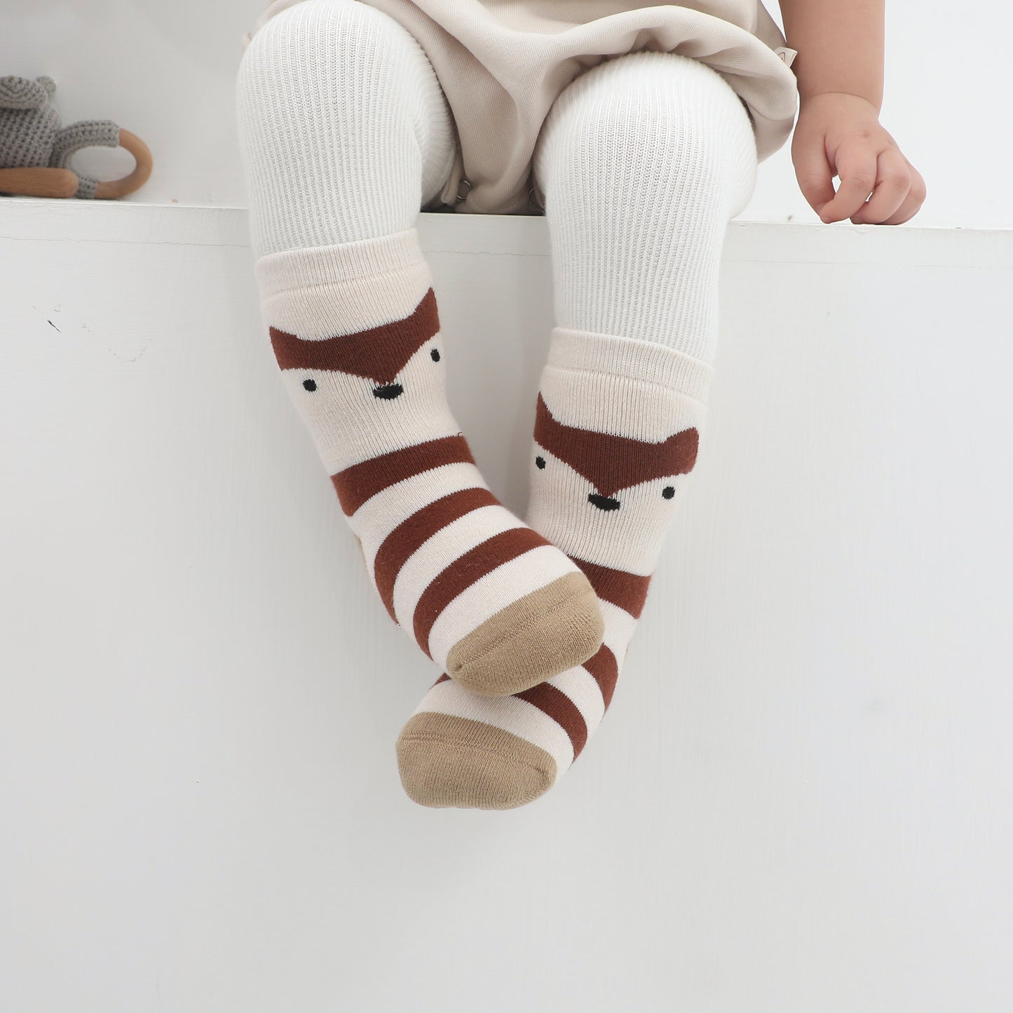 Colorful kids non slip skid socks with fun grips