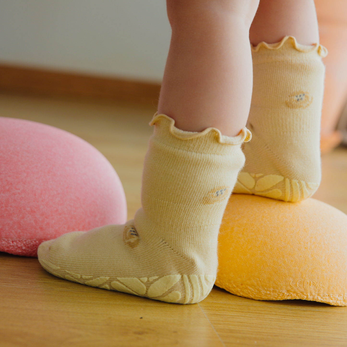 Little Wonder Things - Extra warm - 4 Paar rutschfeste Socken für Babys und Kleinkinder