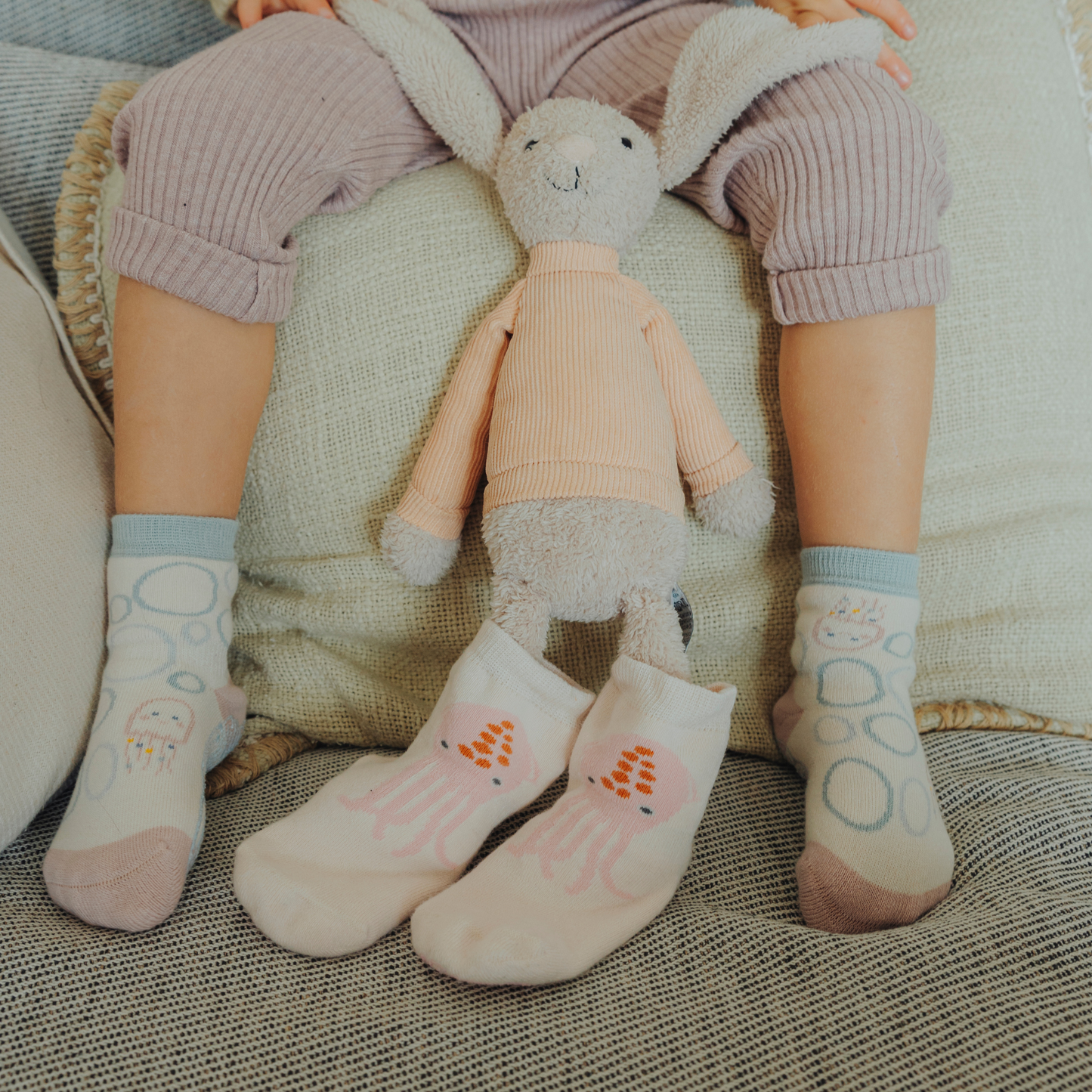 Neu - Into The Sea - Rosa - Extra warm - 4 Paar rutschfeste Socken für Babys und Kleinkinder