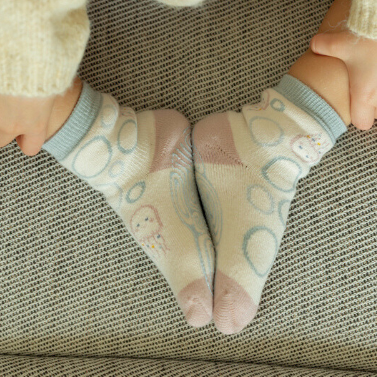 Neu - Into The Sea - Rosa - Extra warm - 4 Paar rutschfeste Socken für Babys und Kleinkinder