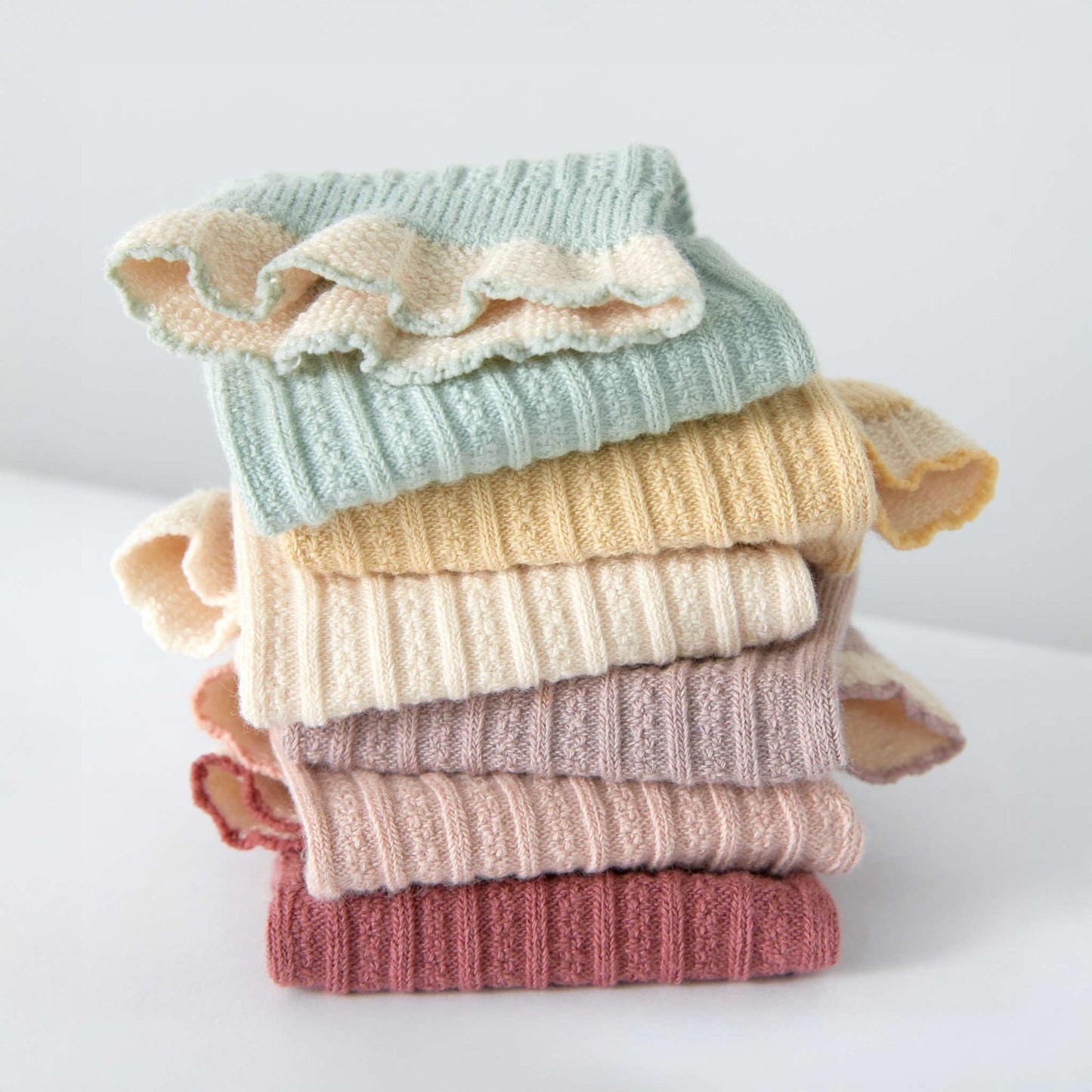 Nouveau - Let's Dance - 4 paires de chaussettes à picots antidérapants pour jeune enfant