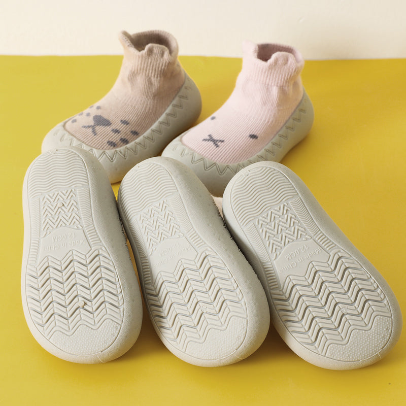 Into The Wild - Non-Slip Shoe-Socks