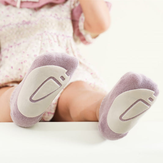 What signs should I look for to identify foot problems in my toddler?