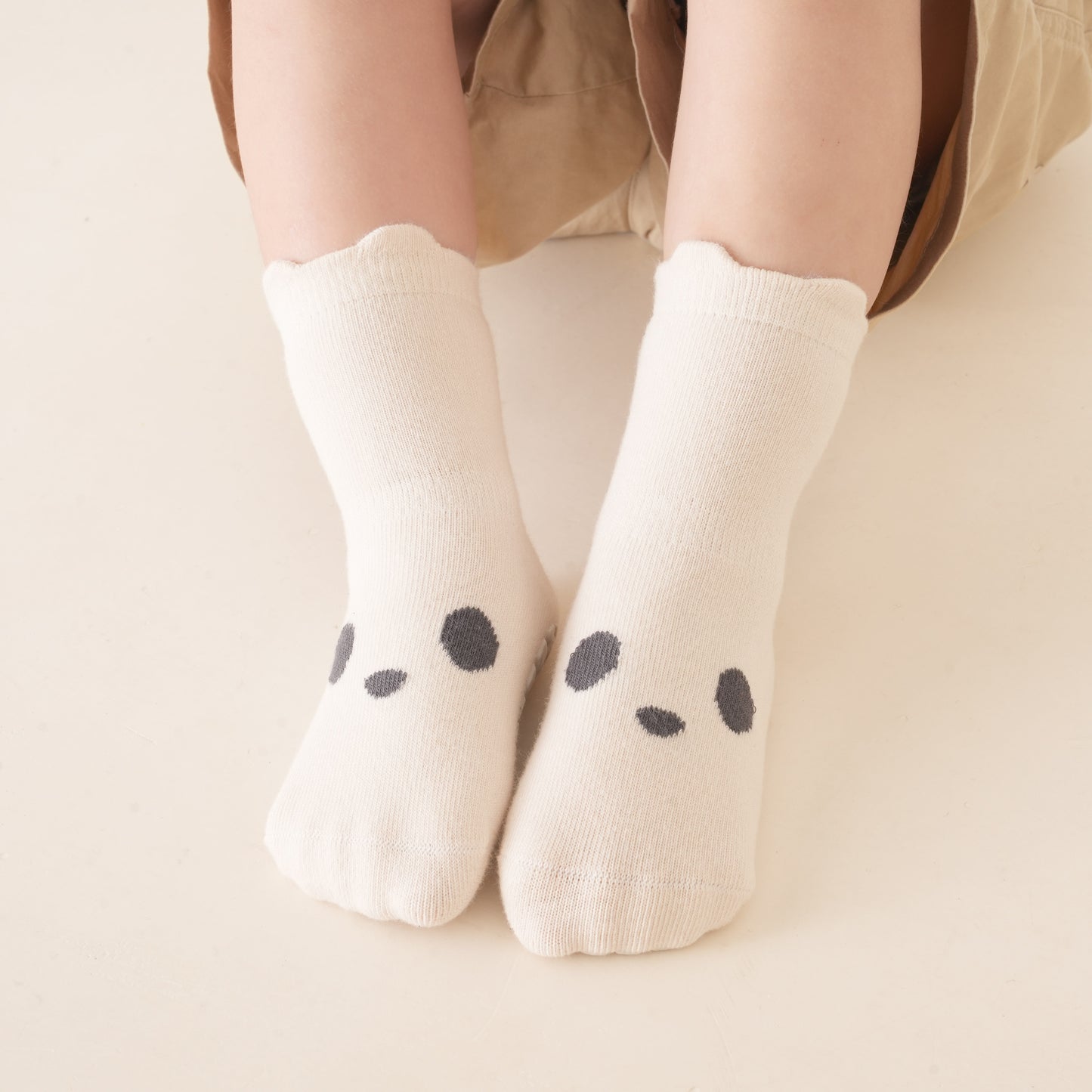 New- Into The Wild II - 4 Pairs of Stay-On Baby & Toddler Non-Slip Socks