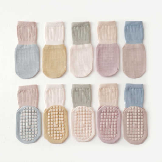 New- Pastel Day - 4 Pairs of Stay-On Baby & Toddler Non-Slip Socks