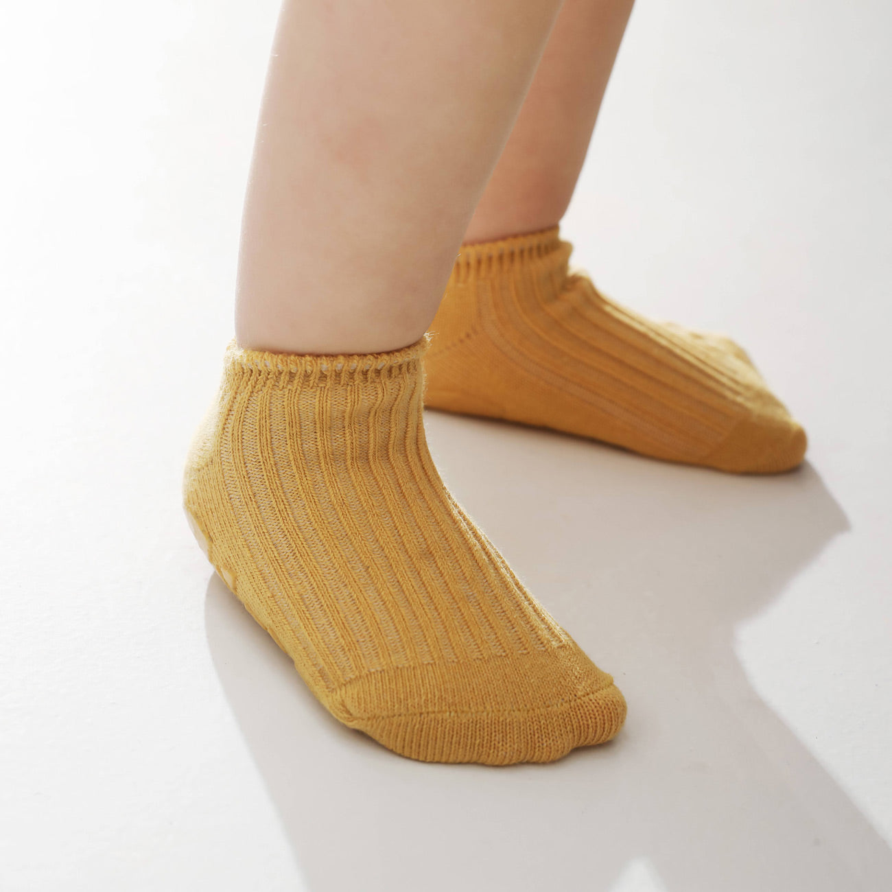 Candy Mountain Shoe-Socks with Non-Slip Grip for Toddlers